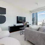 Apartamento Unique Tower Premium Lux Heart Of By Renters Prestige Varsovia
