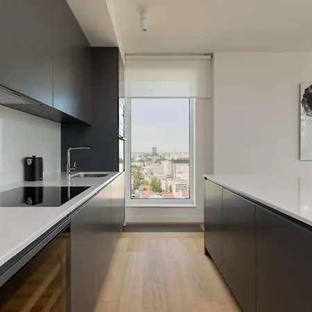 Unique Tower Premium Lux Heart Of By Renters Prestige * Varsó