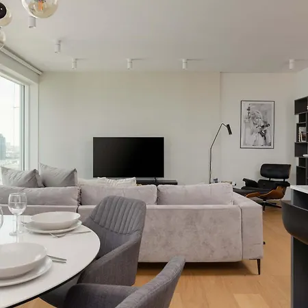 Unique Tower Premium Lux Heart Of By Renters Prestige Apartamento