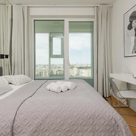 Apartman Unique Tower Premium Lux Heart Of By Renters Prestige