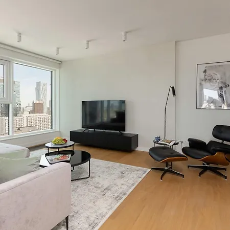 Unique Tower Premium Lux Heart Of By Renters Prestige דירה ורשה