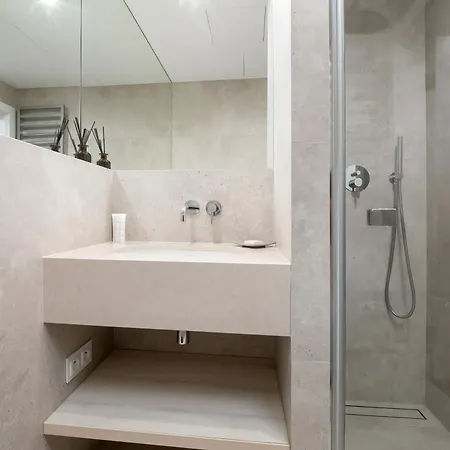 Unique Tower Premium Lux Heart Of By Renters Prestige * Warszawa
